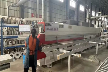 Foshan DongYa Furniture Co., Ltd. linha de produção do fabricante