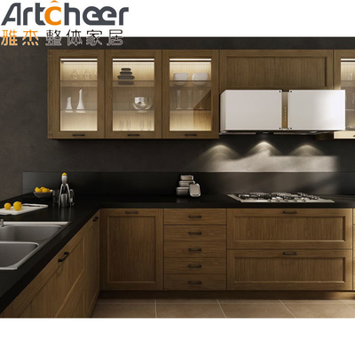 comprar Armário de LED de cor personalizado Armário de cozinha de estilo italiano com design clássico fabricação em linha