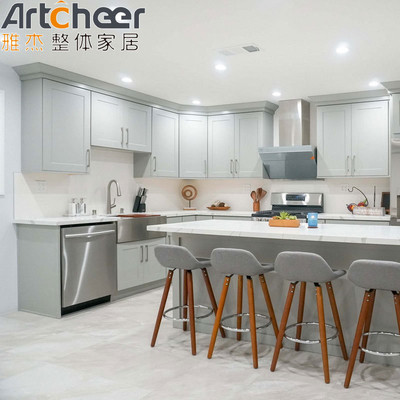 comprar Armário de cozinha modular de estilo americano pronto para montagem de madeira maciça fabricação em linha