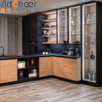 comprar Armário de cozinha de madeira clássica Artcheer Design moderno com portas de painel de partículas de grau E0 fabricação em linha