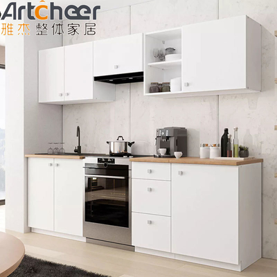 comprar Armário de cozinha cinza de sala pequena com bordas de balcão de meio touro modernas e elegantes fabricação em linha