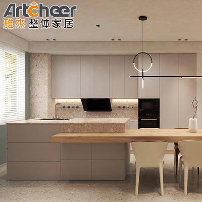 comprar Exemplo de armário de cozinha de luxo com balcão de borda descontraída e design italiano moderno fabricação em linha