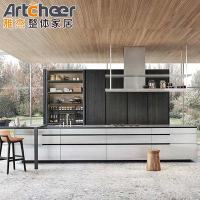 comprar Set de armários de cozinha modernos de tamanho pequeno e design de unidade inteira com mesa de ilha central fabricação em linha