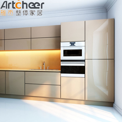 comprar Estilo de design contemporâneo Laca de alto brilho Armário de parede de cozinha moderna Cor bege e cinza fabricação em linha