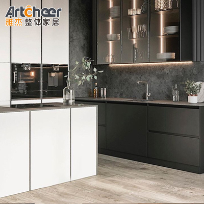 comprar Armário de cozinha moderno inteligente com design de armazenamento de painel laminado e balcão de pedra de quartzo fabricação em linha